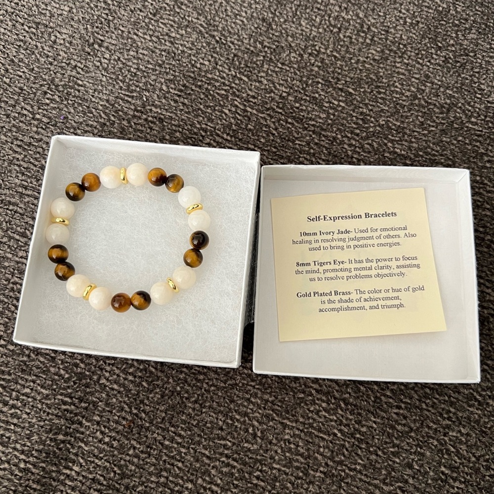 Gorgeous stone bracelet
